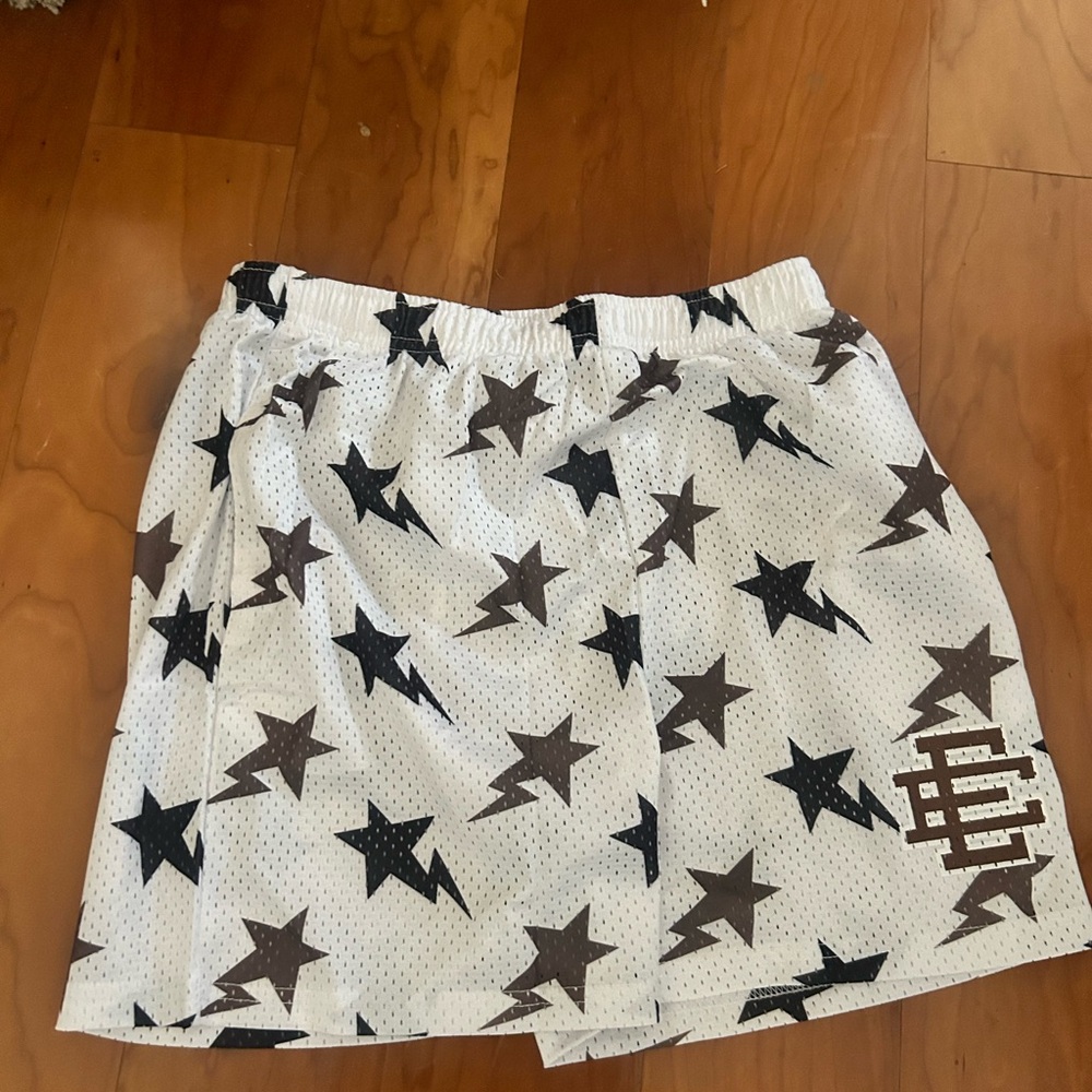 Eric Emmanuel x Bape EE Basic short
Size large 
Never worn
Send offers